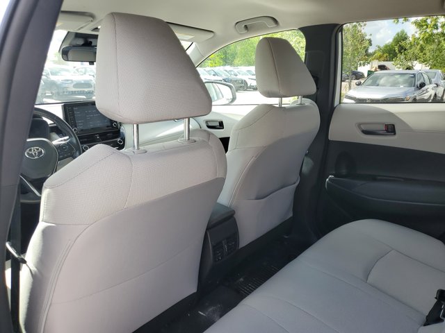 Vehicle image 16 of 41