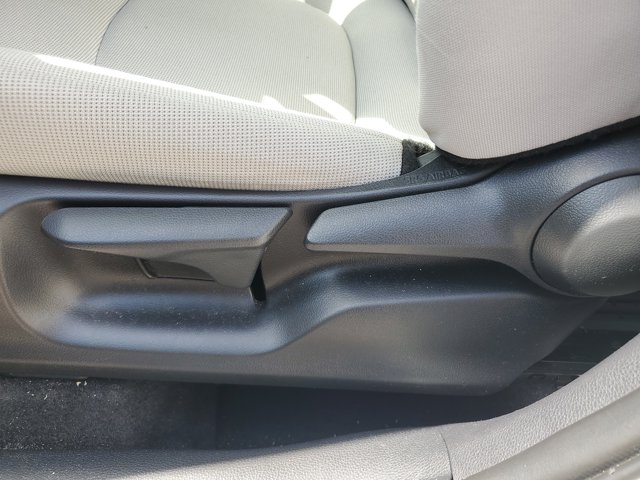 Vehicle image 24 of 41