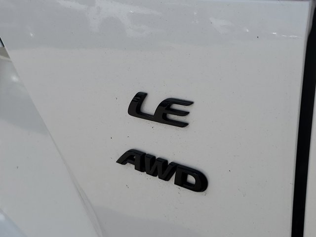 Vehicle image 13 of 41