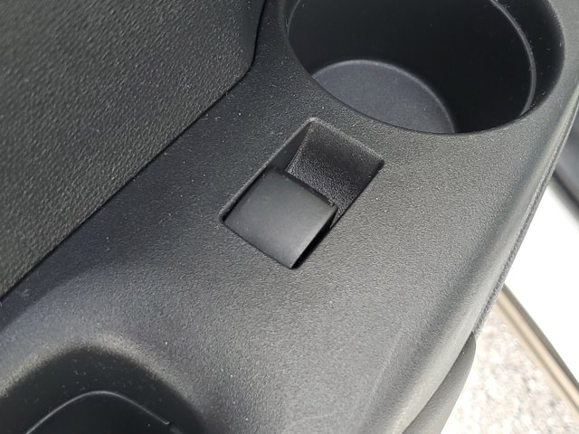 Vehicle image 17 of 41