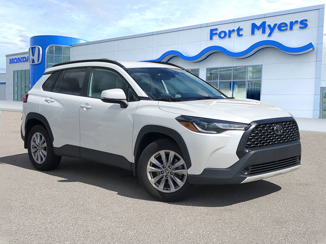 Vehicle image 3 of 41