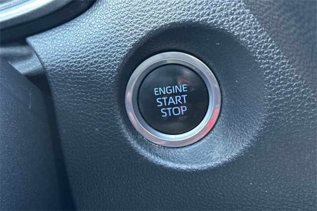 Vehicle image 29 of 49