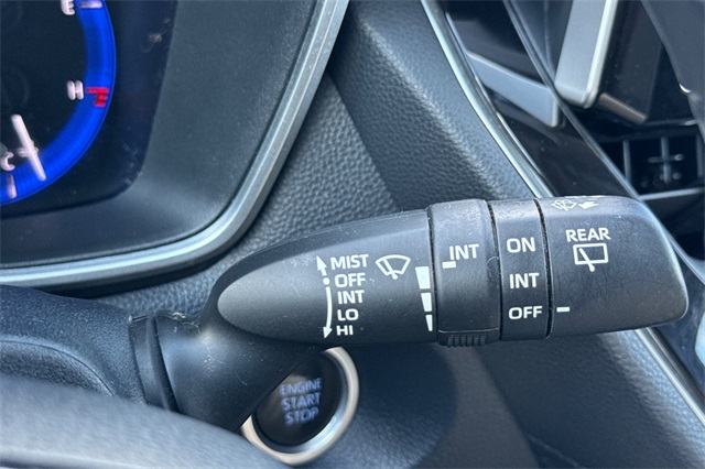 Vehicle image 34 of 49