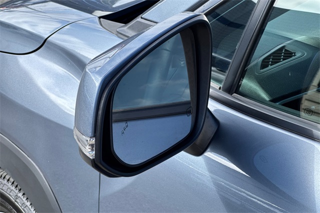 Vehicle image 39 of 49