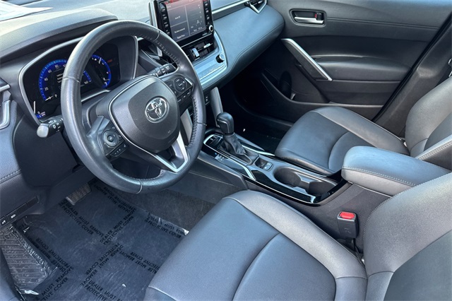 Vehicle image 11 of 49