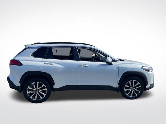 Vehicle image 5 of 34