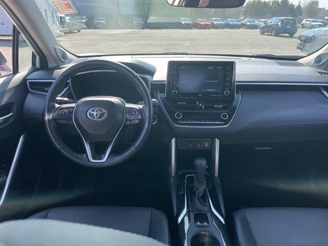 Vehicle image 16 of 34