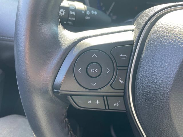 Vehicle image 33 of 34