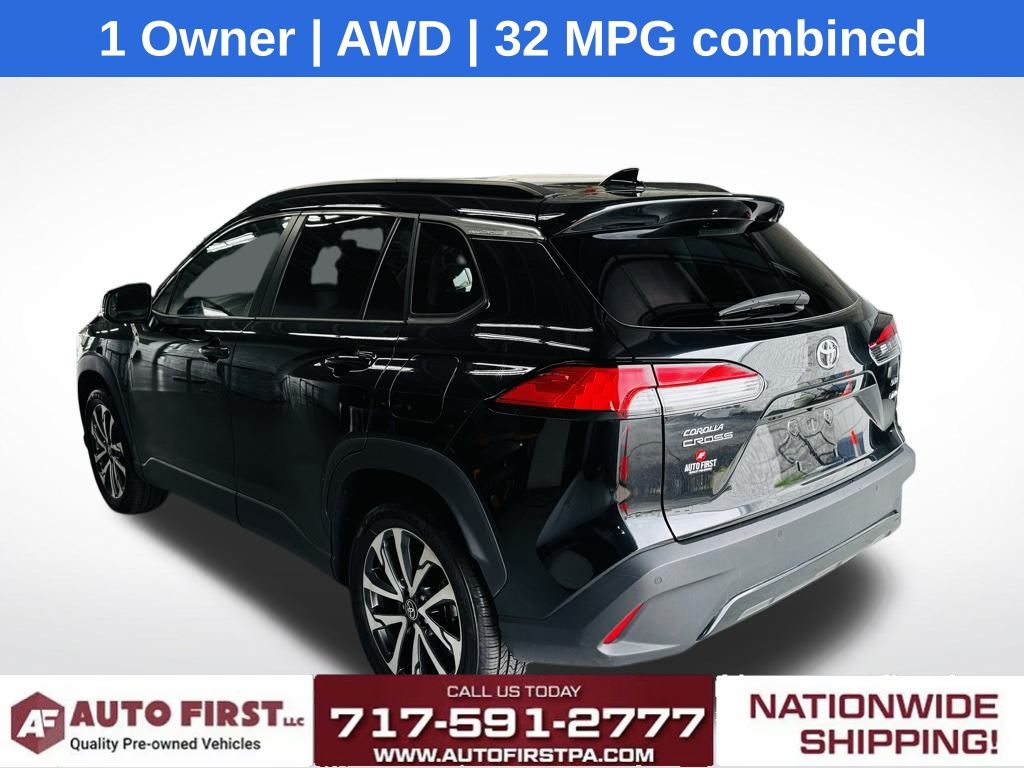 Vehicle image 8 of 25