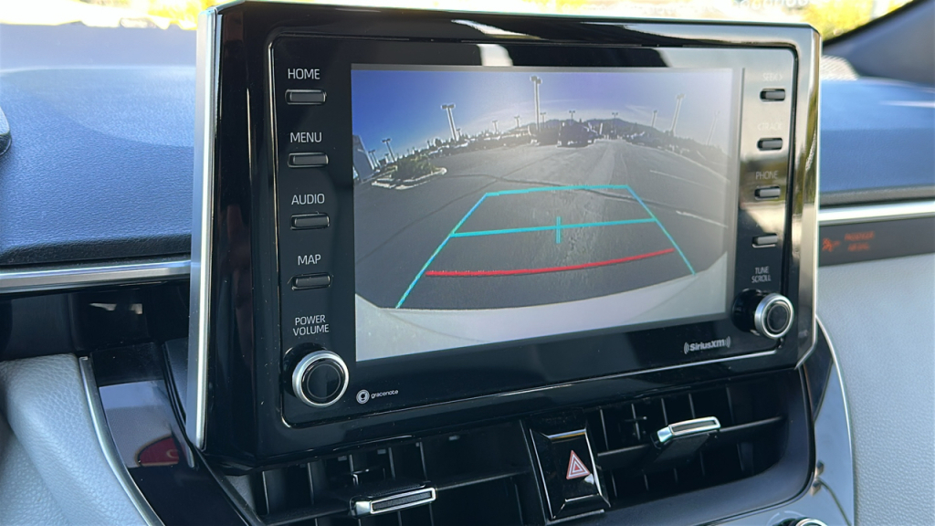 Vehicle image 20 of 30