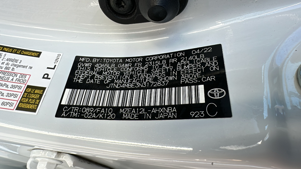 Vehicle image 26 of 30