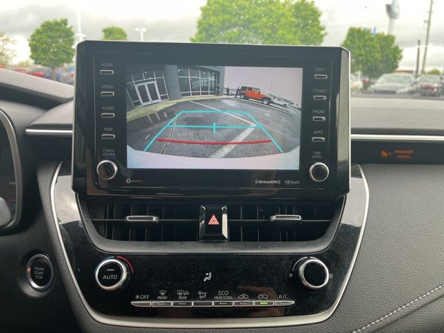 Vehicle image 20 of 25