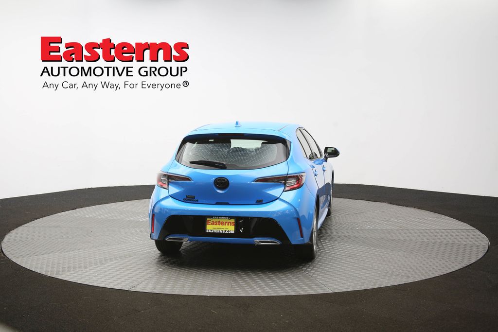 Vehicle image 26 of 61