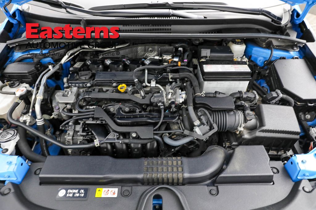 Vehicle image 37 of 61