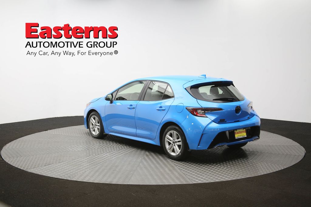 Vehicle image 31 of 61
