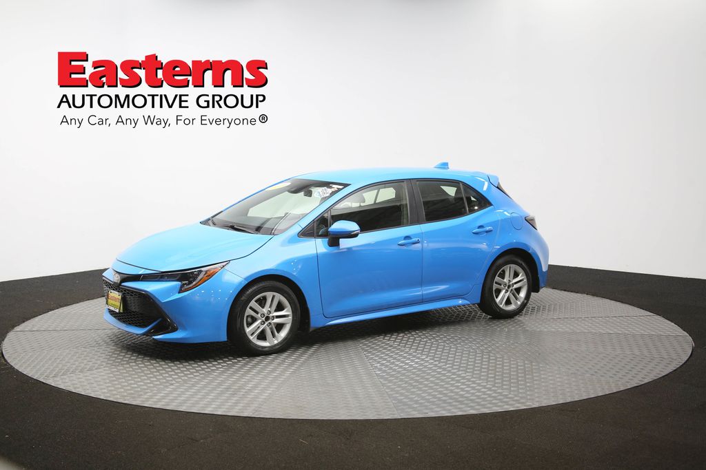 Vehicle image 4 of 61