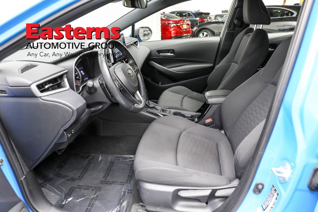 Vehicle image 44 of 61