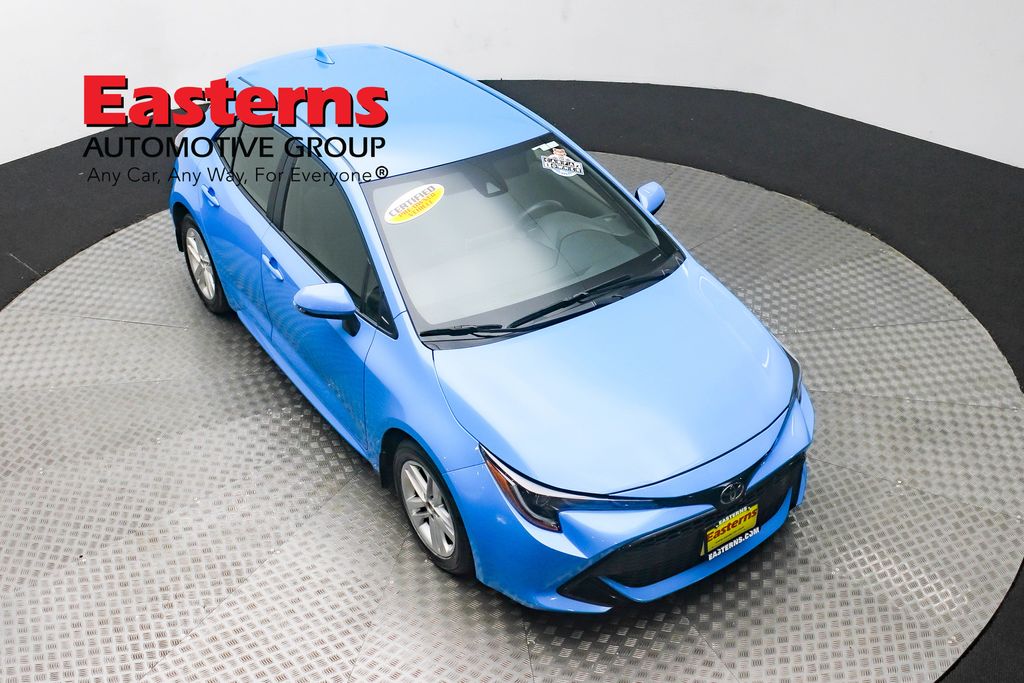 Vehicle image 12 of 61