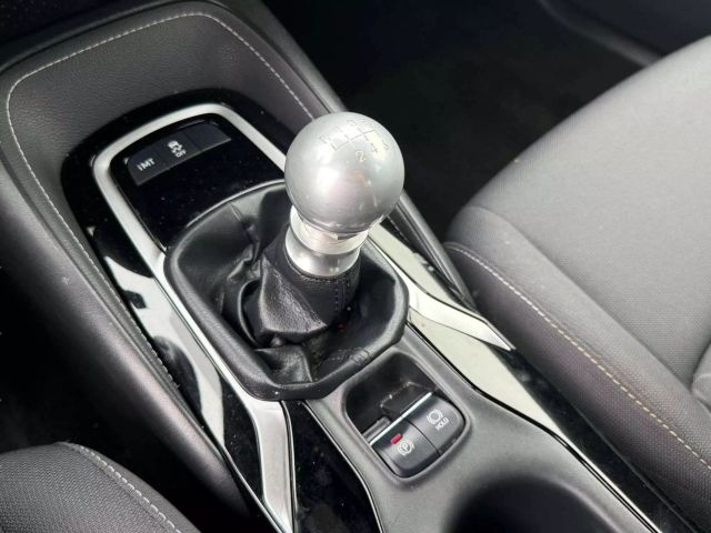 Vehicle image 19 of 26