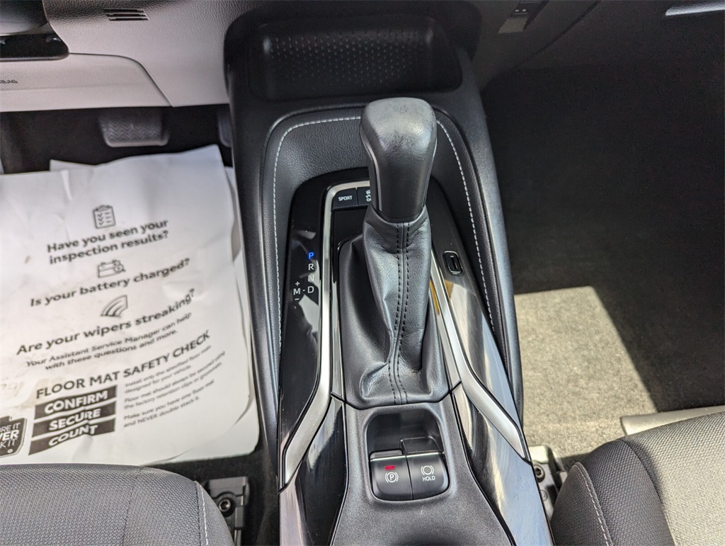 Vehicle image 28 of 34