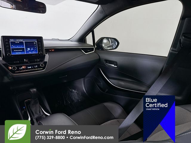 Vehicle image 28 of 30
