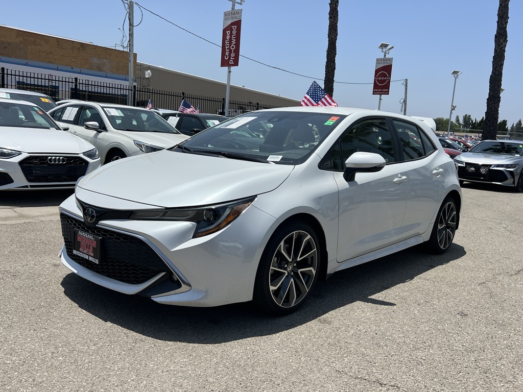 Vehicle image 2 of 28