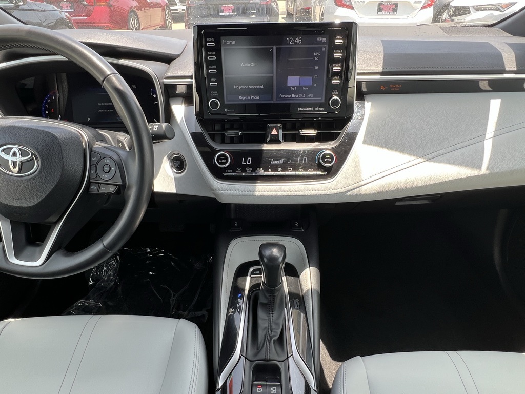 Vehicle image 16 of 28