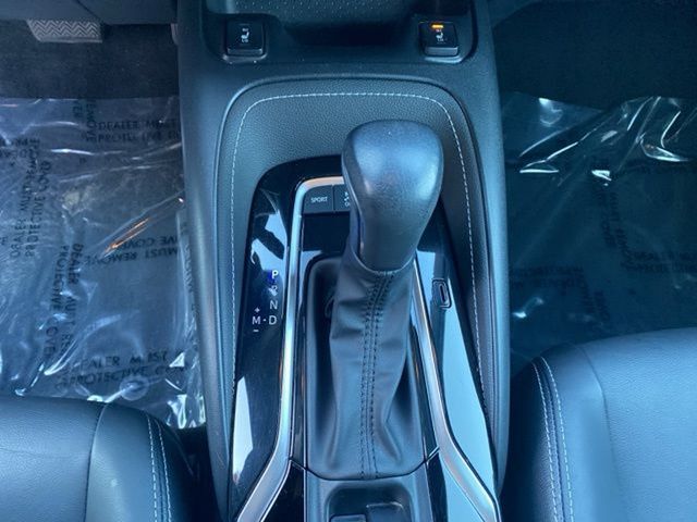 Vehicle image 20 of 30