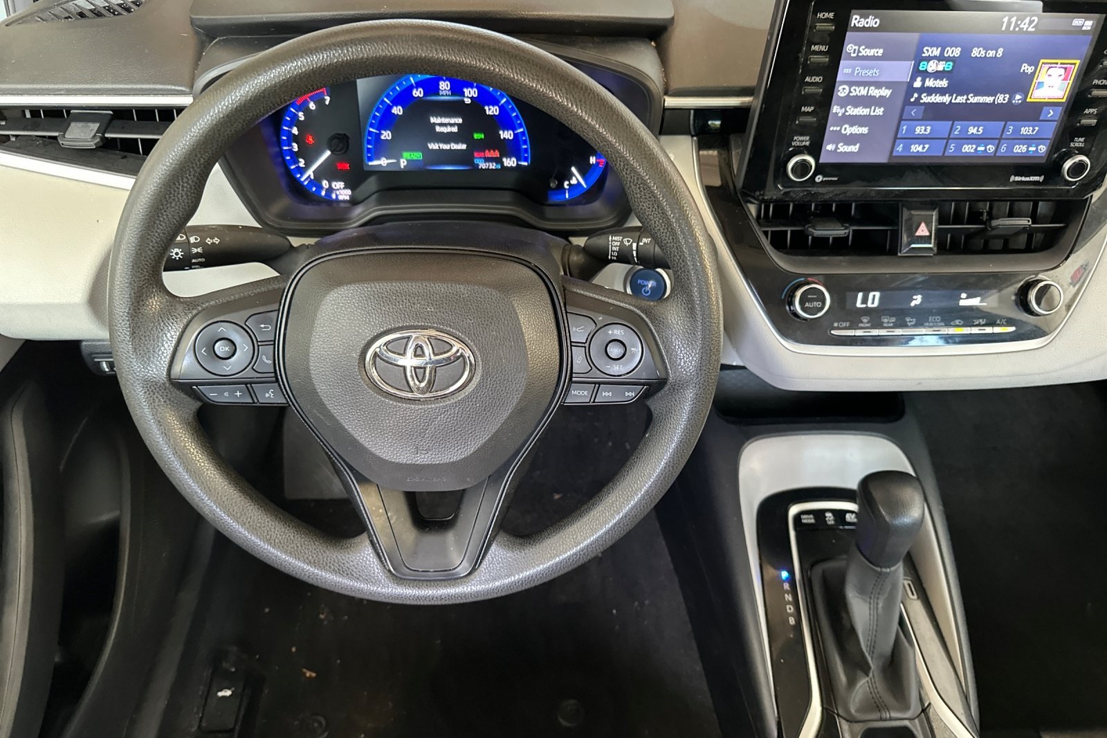 Vehicle image 15 of 33
