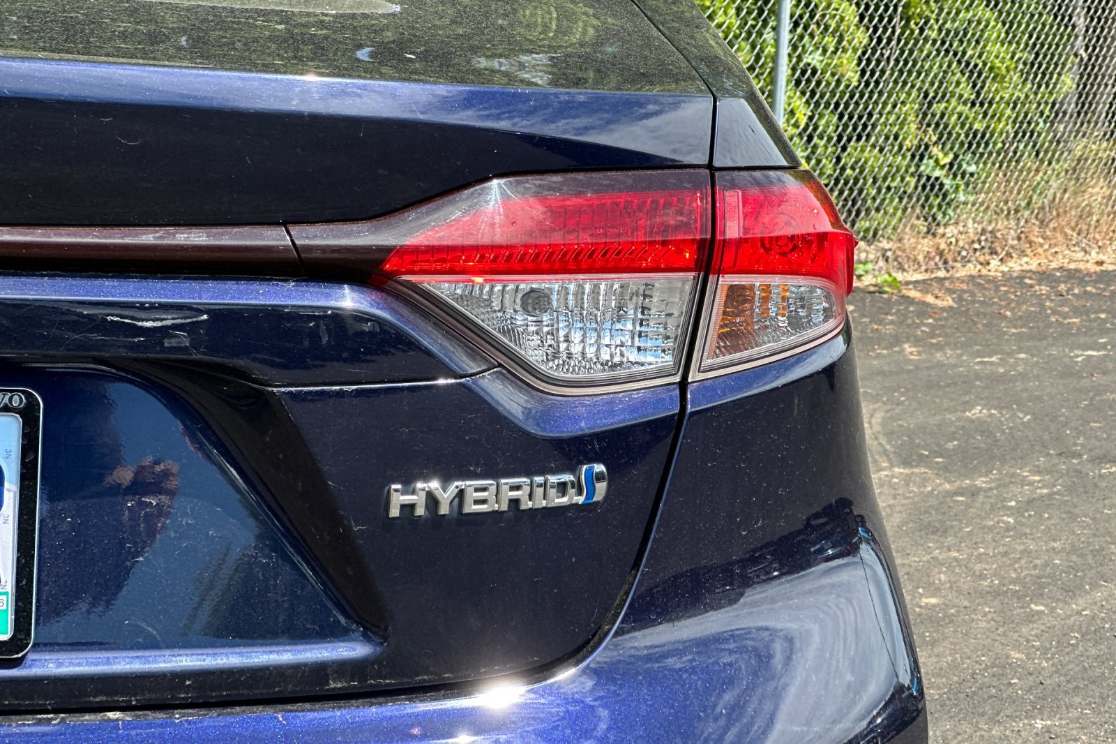 Vehicle image 31 of 33