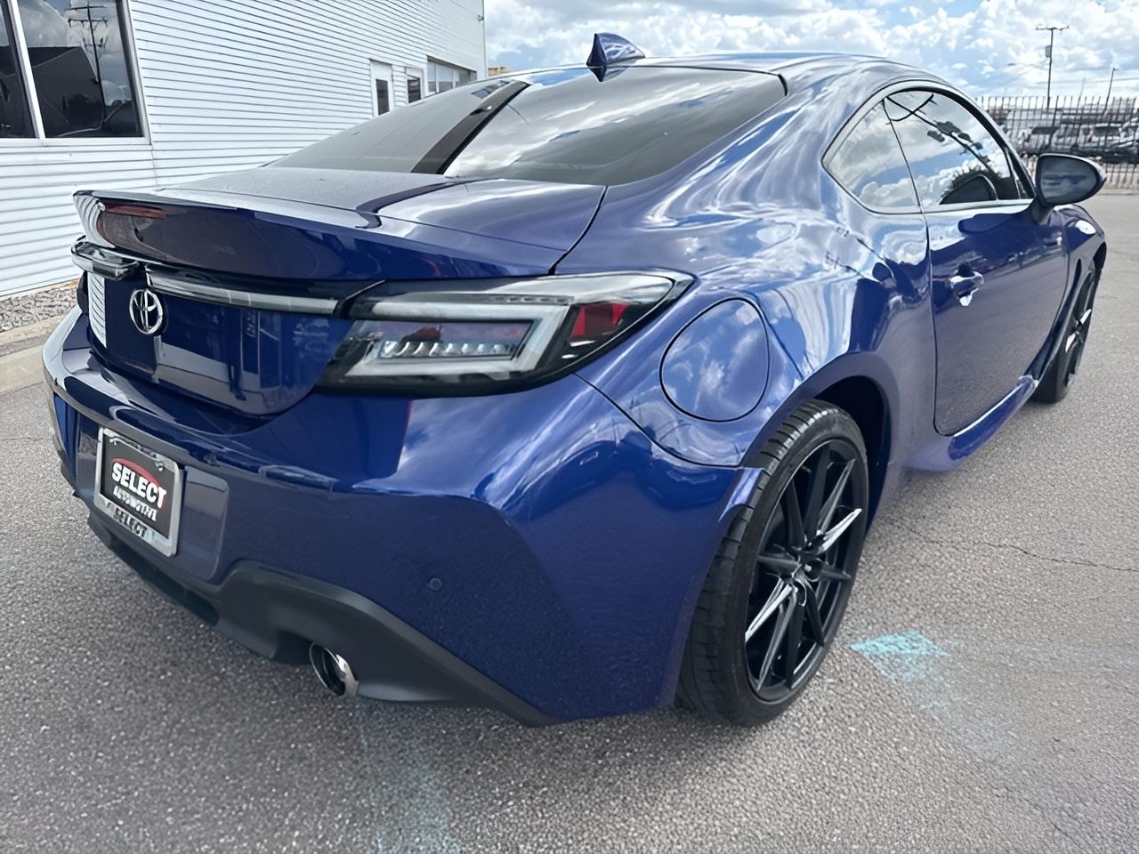 Vehicle image 19 of 20