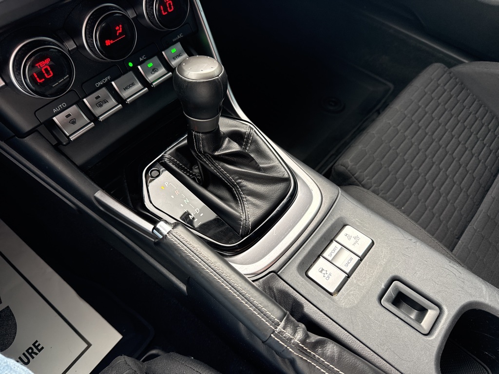 Vehicle image 12 of 20