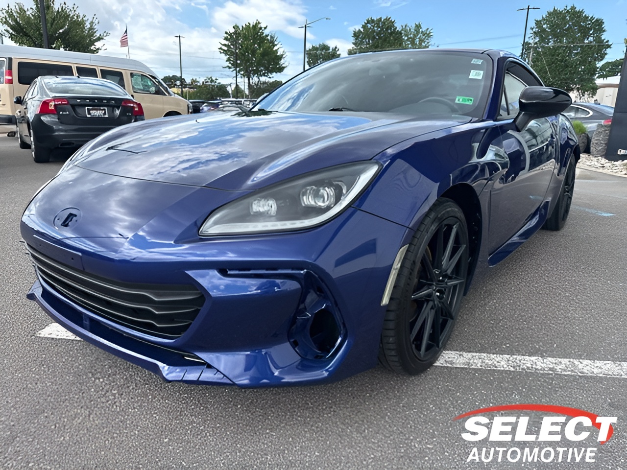 Vehicle image 17 of 20