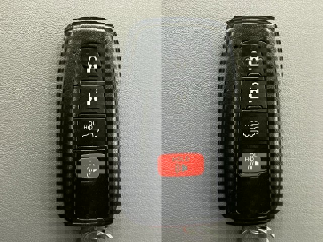Vehicle image 10 of 19
