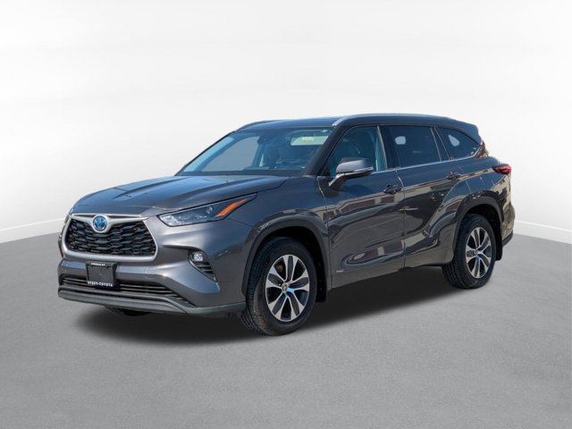 Vehicle image 1 of 32