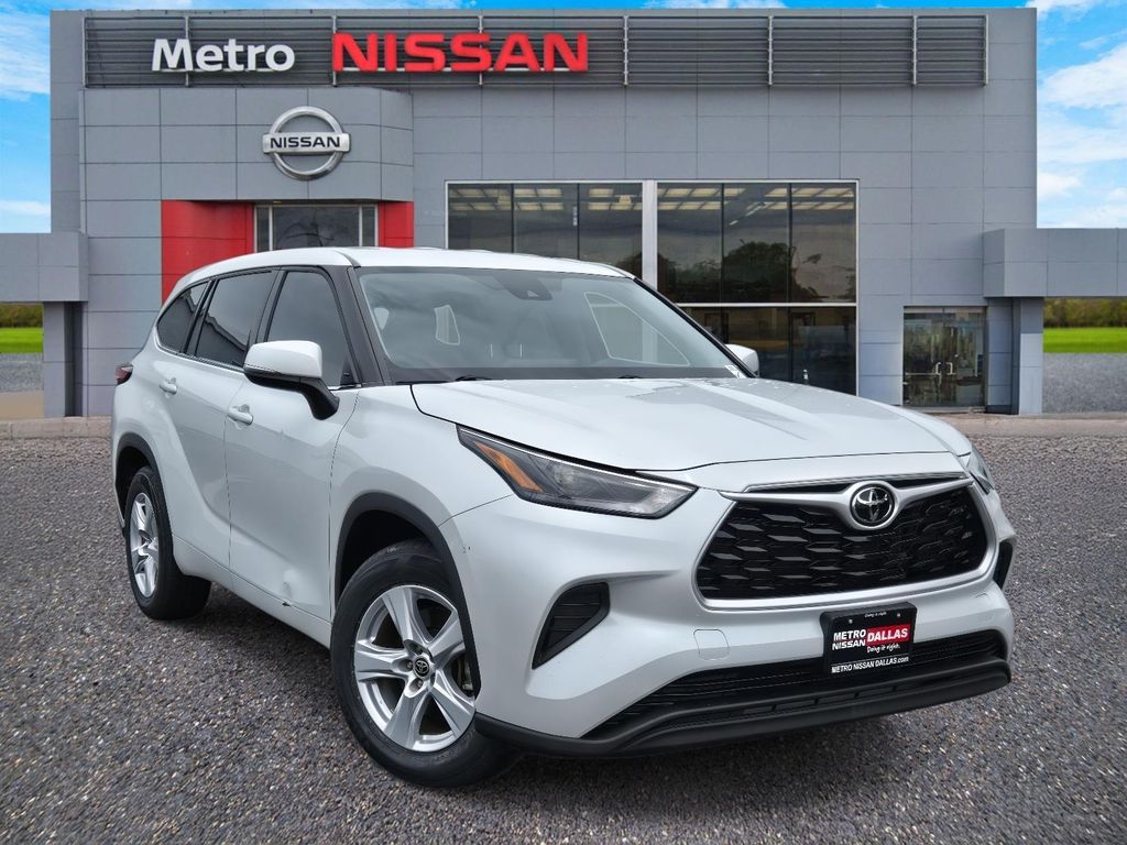 Vehicle image 2 of 30