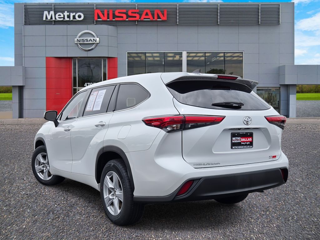 Vehicle image 3 of 30