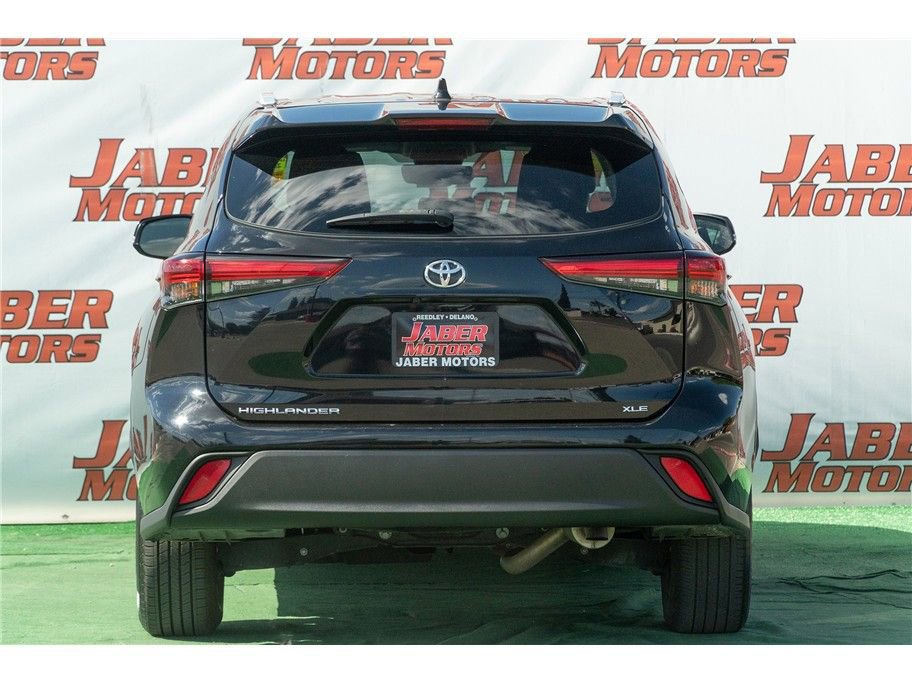 Vehicle image 7 of 41