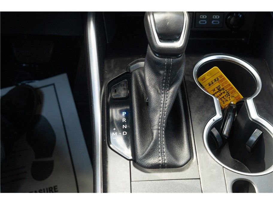 Vehicle image 20 of 41