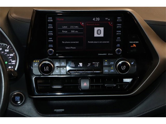 Vehicle image 16 of 31