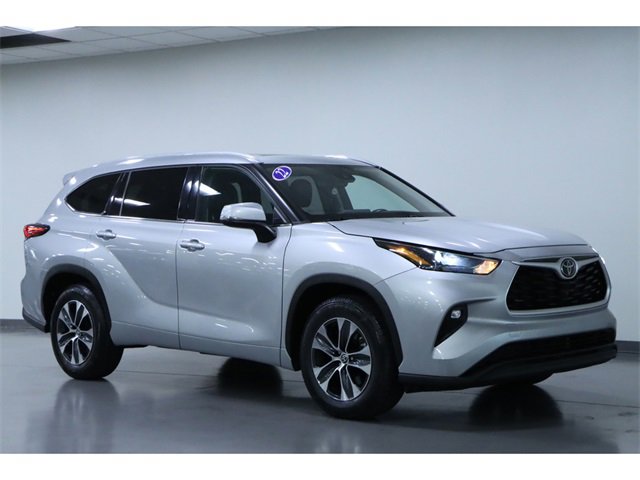 Vehicle image 5 of 31