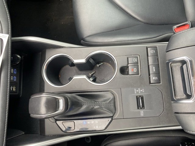 Vehicle image 30 of 31