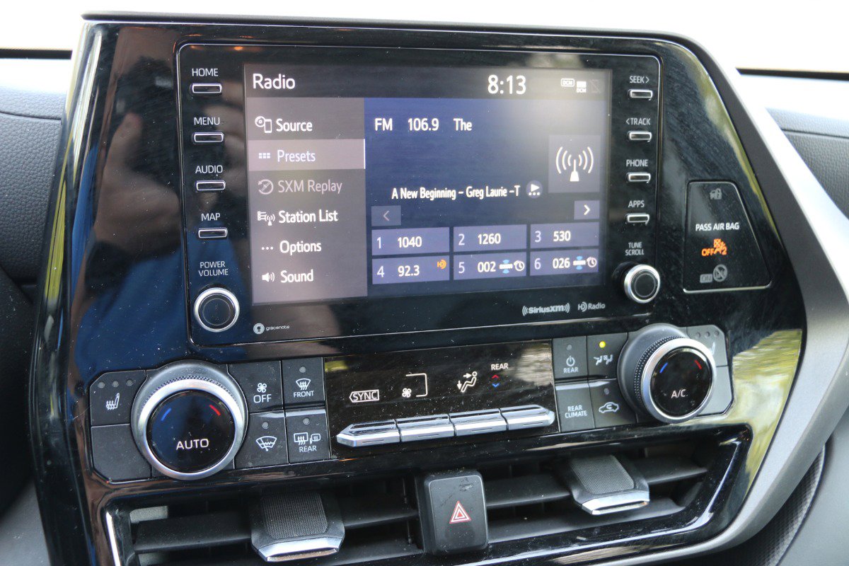 Vehicle image 19 of 31