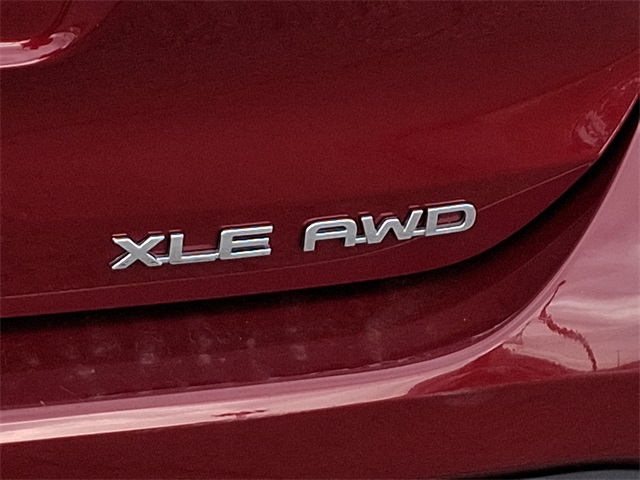 Vehicle image 31 of 32