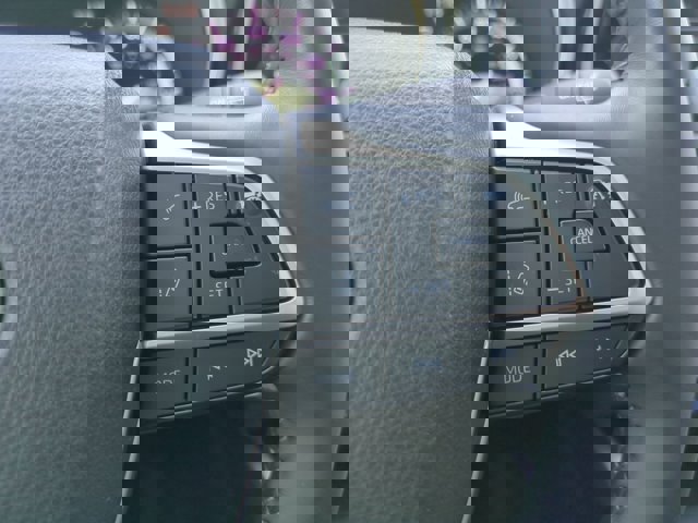 Vehicle image 26 of 29