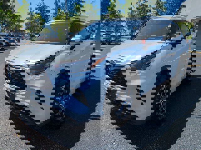 Vehicle image 1 of 29