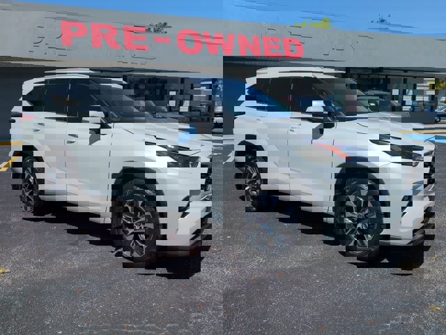 Vehicle image 3 of 29