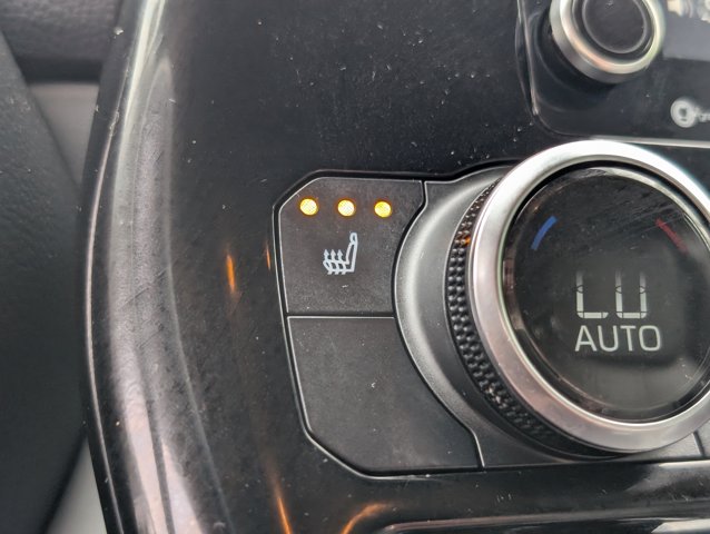 Vehicle image 11 of 47