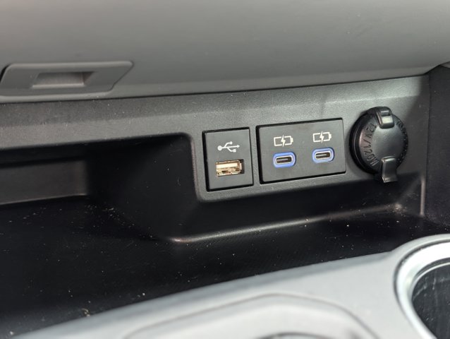 Vehicle image 22 of 47