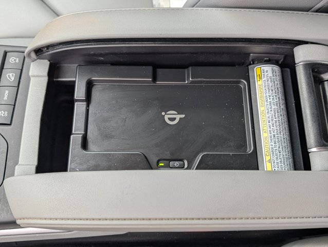 Vehicle image 13 of 47